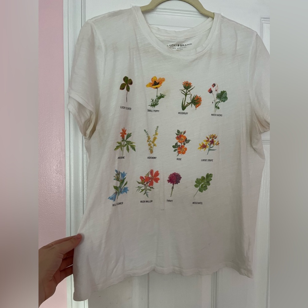 Lucky brand floral tee